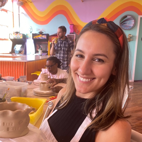 Meet your Posher, Hannah - Picture 1 of 1